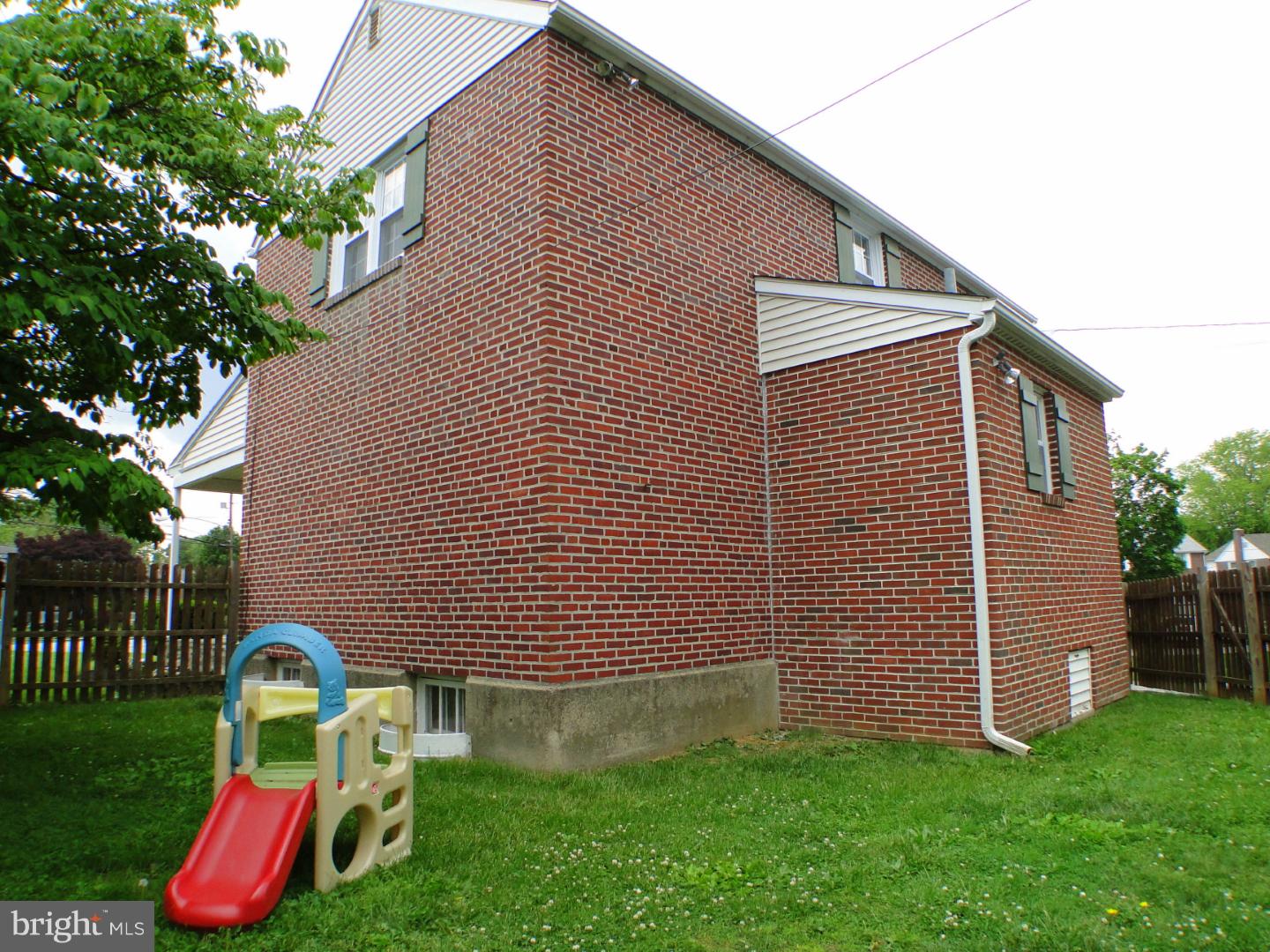 201 Welsh Drive Springfield, PA 19064 - Photo 21 of 21 Back Yard