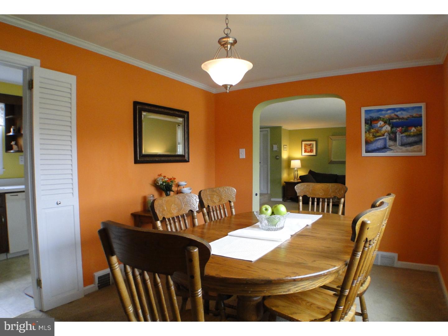 201 Welsh Drive Springfield, PA 19064 - Photo 5 of 21 Dining Room