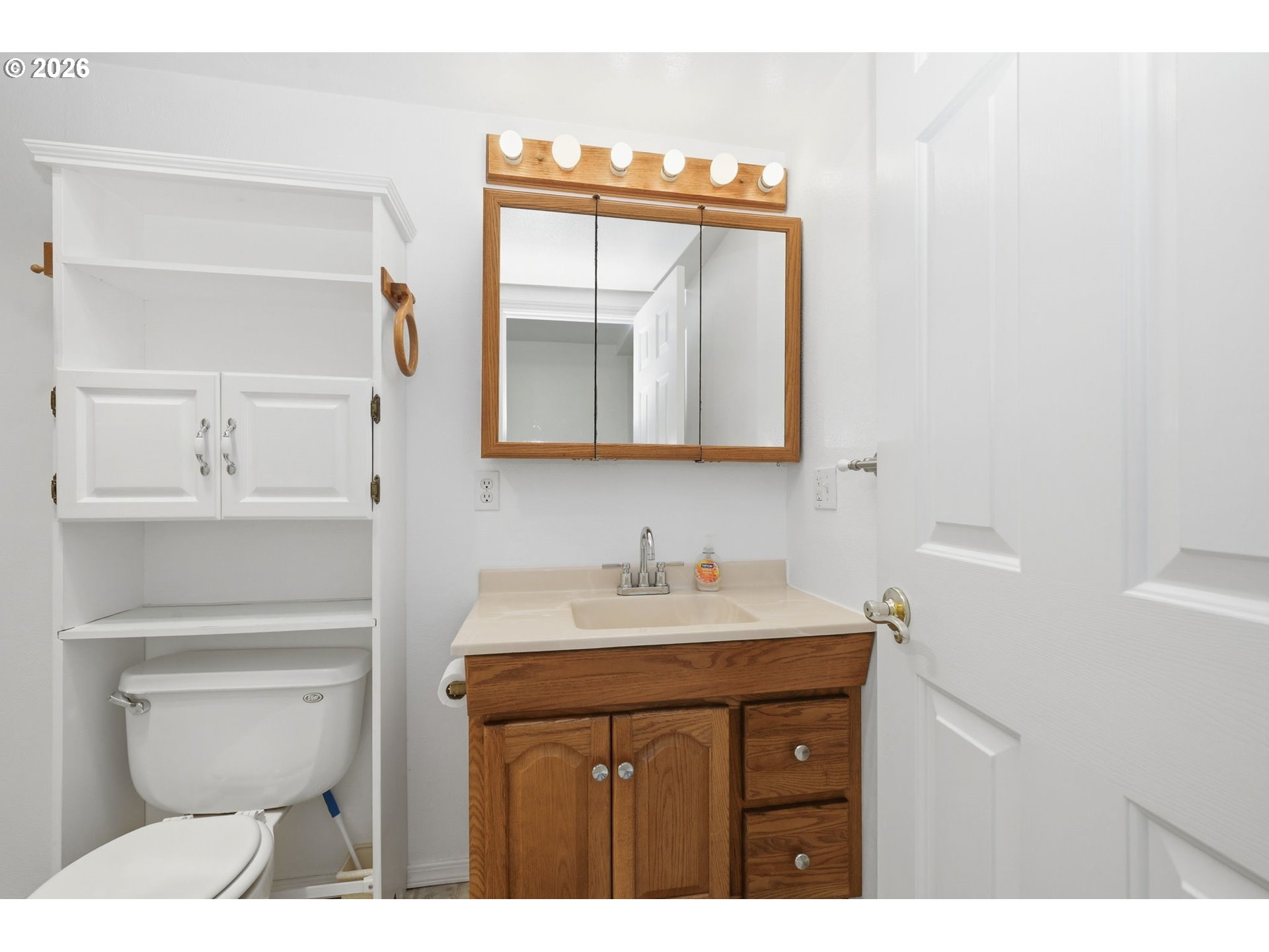 186 40th Street Springfield, OR 97478 - Photo 21 of 40