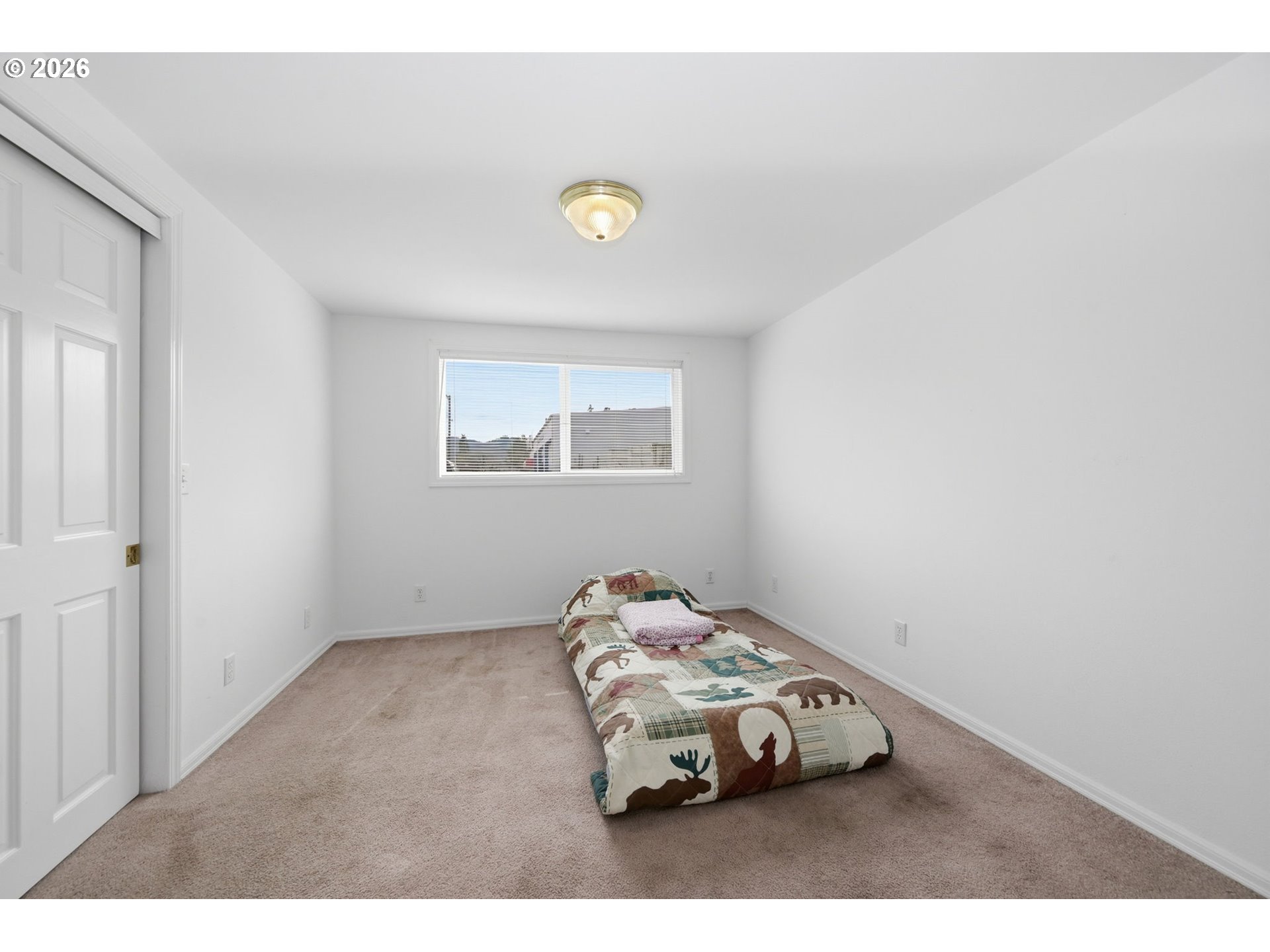 186 40th Street Springfield, OR 97478 - Photo 23 of 40