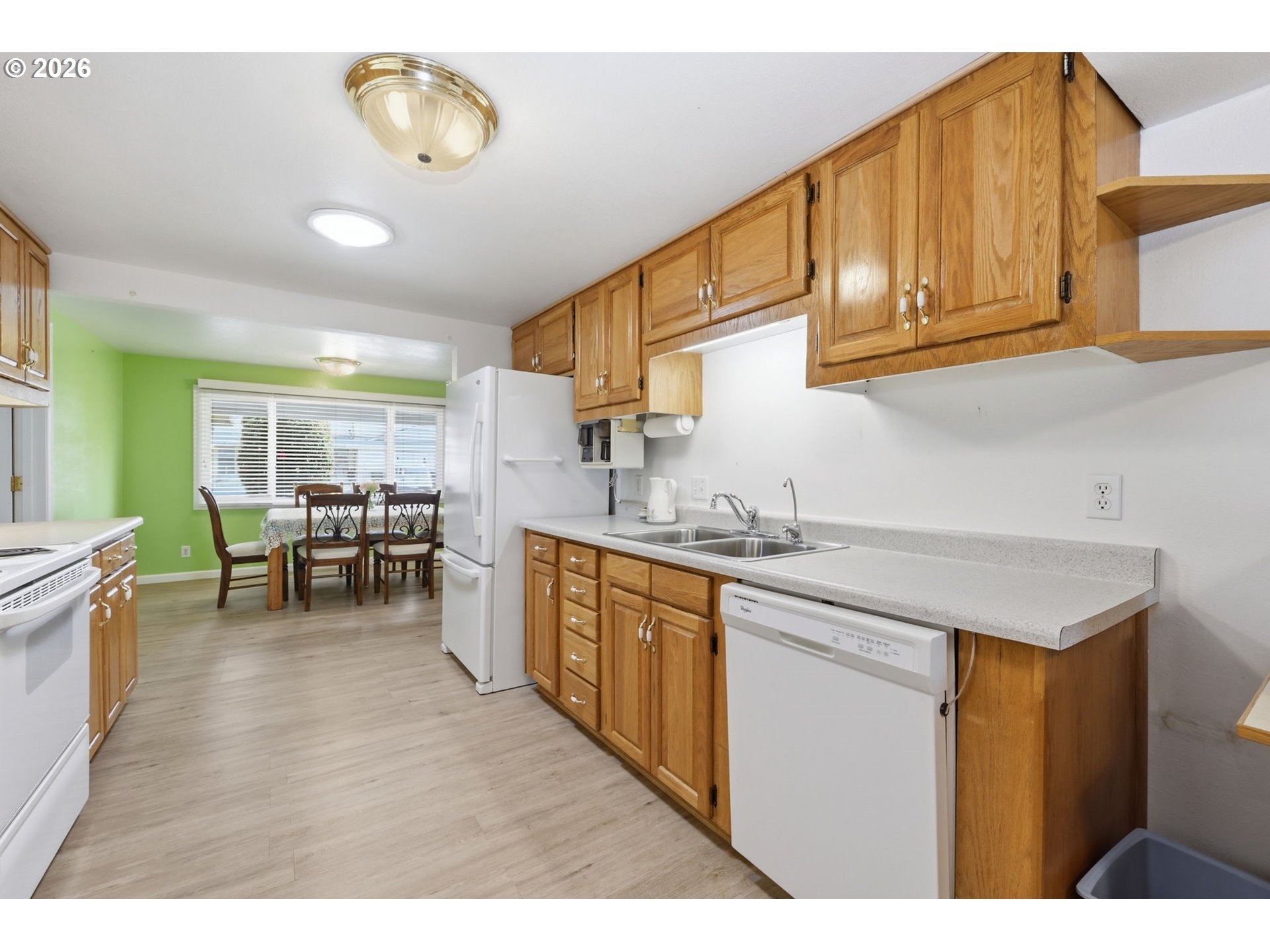 186 40th Street Springfield, OR 97478 - Photo 8 of 40