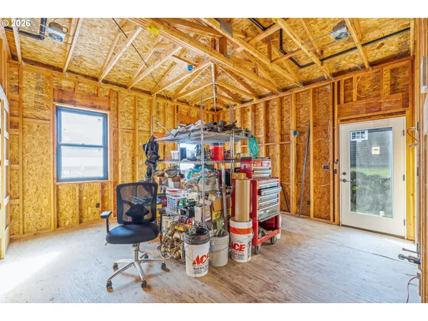 $699,000 | 106 Cherry Hill Drive, Mosier, OR 97040