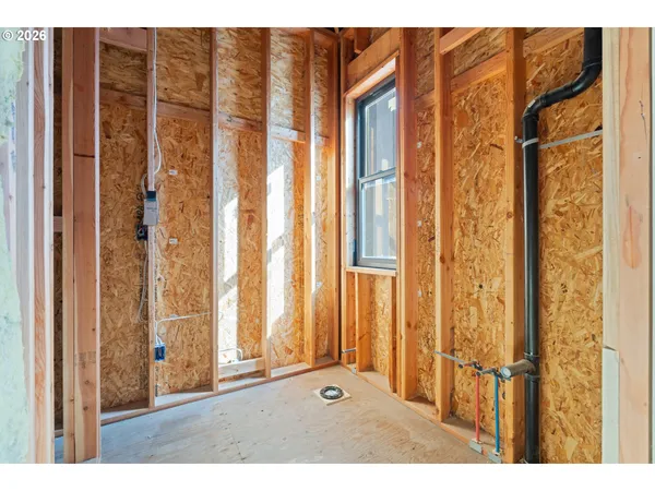 $699,000 | 106 Cherry Hill Drive, Mosier, OR 97040