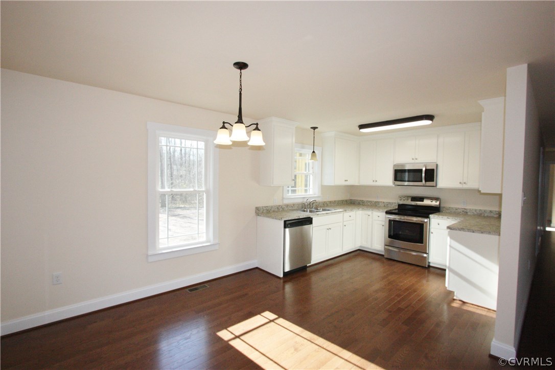 6025 Cartersville Road Powhatan, VA 23139 - Photo 15 of 22 Gallery Image 15