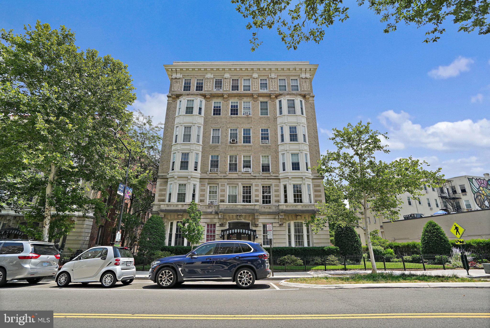 1852 Columbia Road Northwest, Unit 401 Washington, DC 20009 - Photo 24 of 30