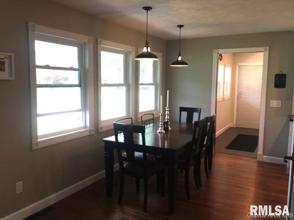 2118 Lindsay Road Springfield, IL 62704 - Photo 15 of 33