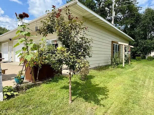 $234,900 | 235 North Street West, Eagle Bend, MN 56446