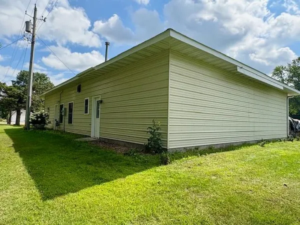 $234,900 | 235 North Street West, Eagle Bend, MN 56446