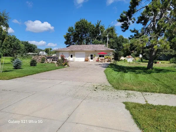 $234,900 | 235 North Street West, Eagle Bend, MN 56446