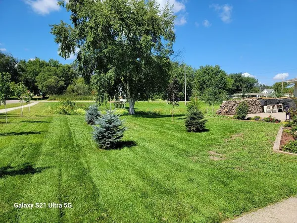 $234,900 | 235 North Street West, Eagle Bend, MN 56446