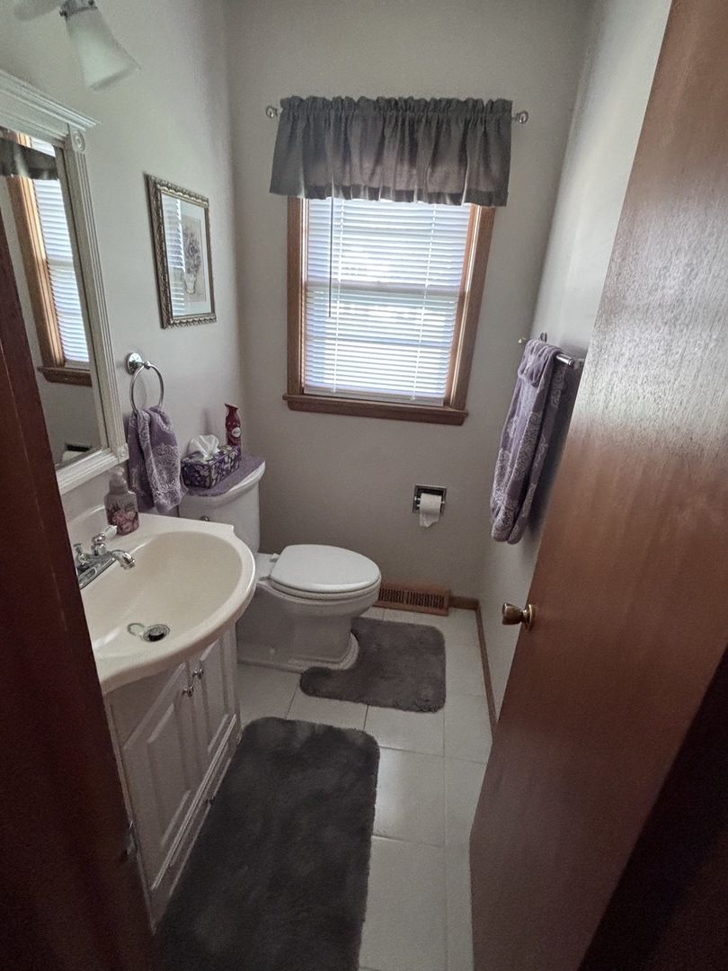 1202 North 4th Street Clinton, IA 52732 - Photo 10 of 22