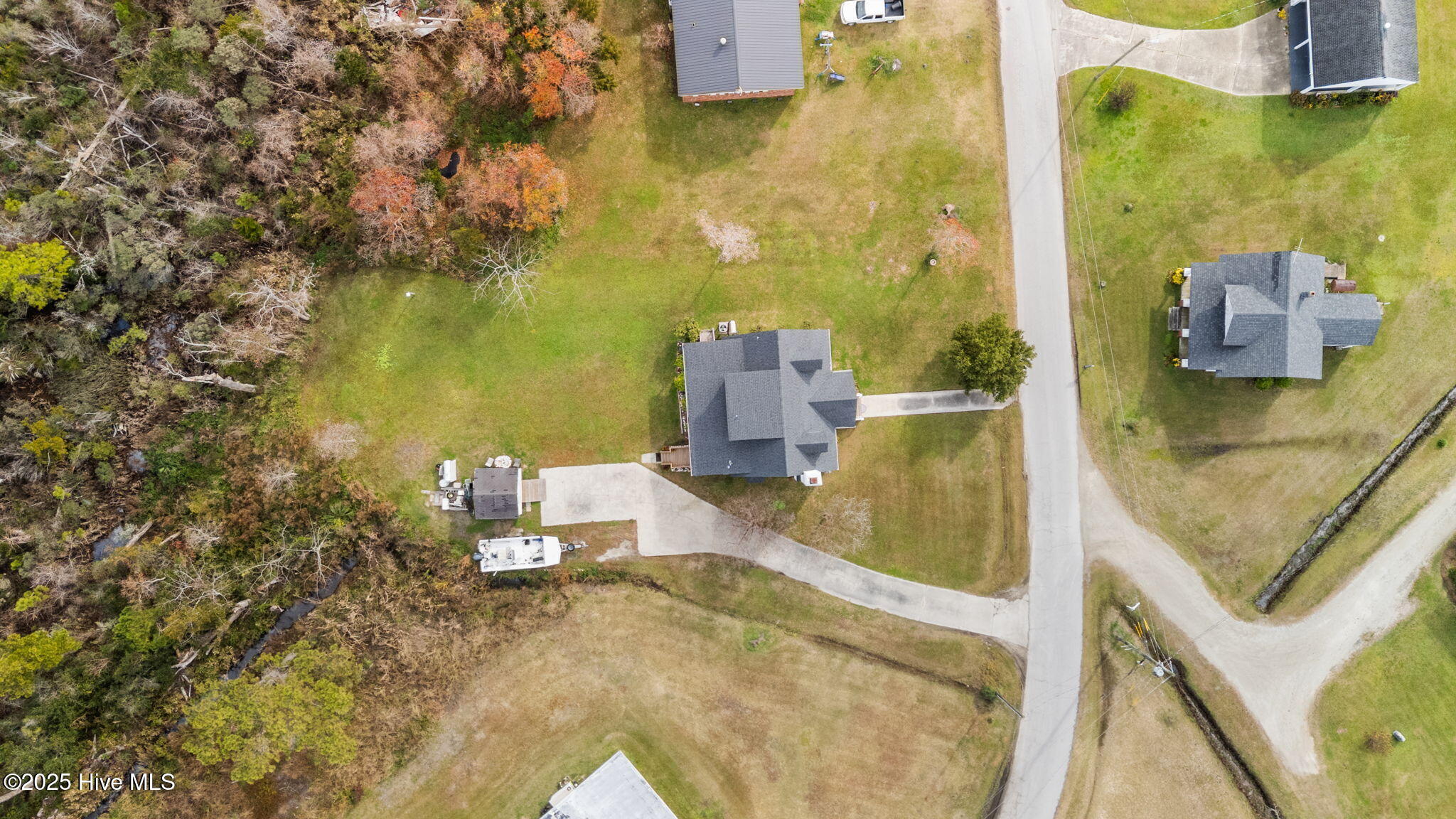 289 Croaker Street Davis, NC 28524 - Photo 36 of 40 42-web-or-mls-DJI_20251125105041_0537_D