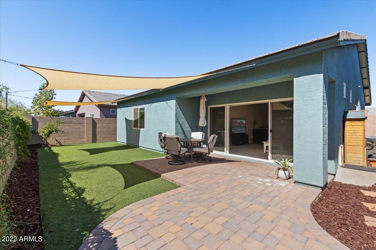 517 West Harwell Road Phoenix, AZ 85041 - Photo 15 of 20 Backyard