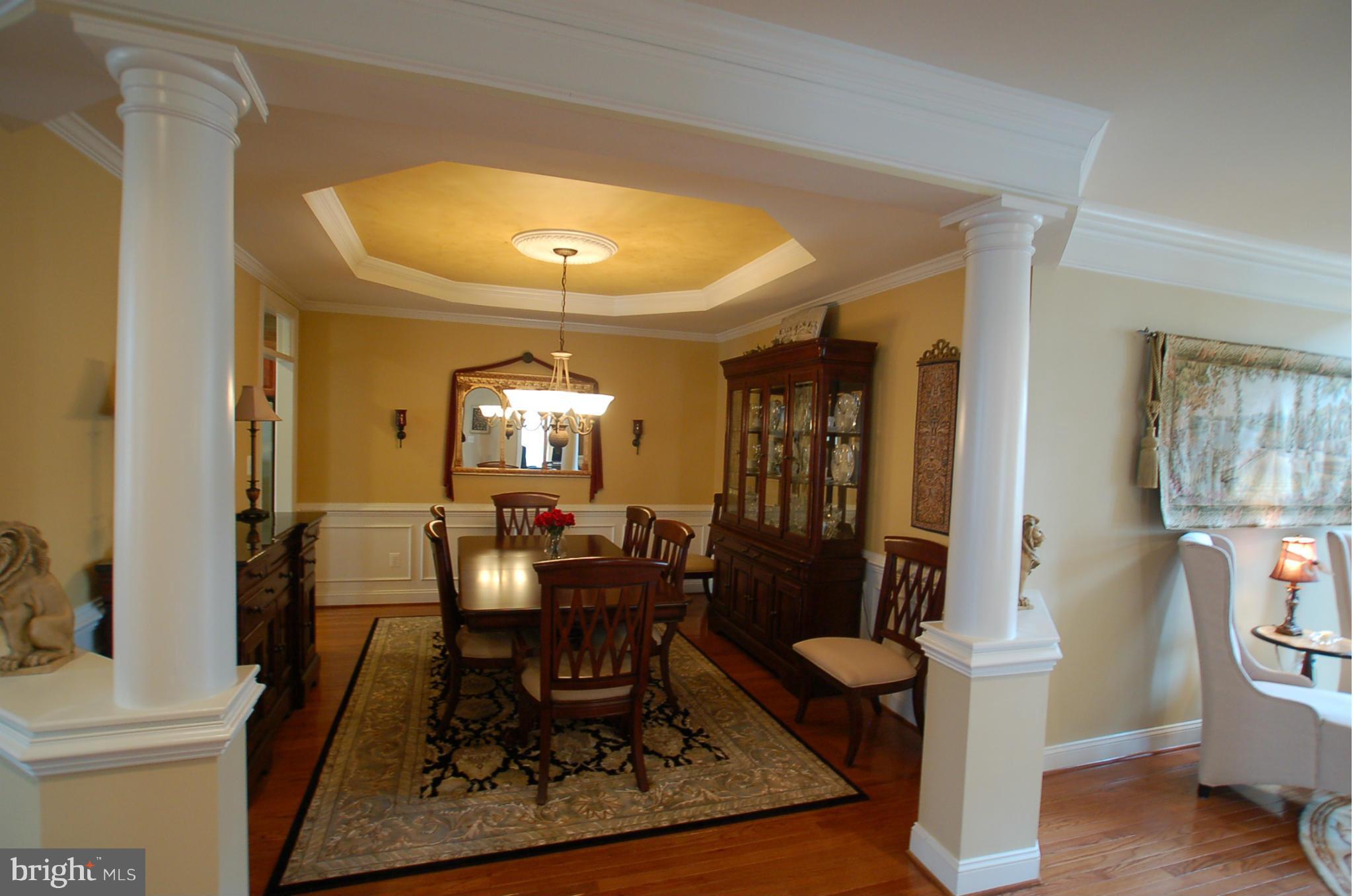 1611 Chapel Ridge Court Hanover, MD 21076 - Photo 4 of 30 Custom Molding