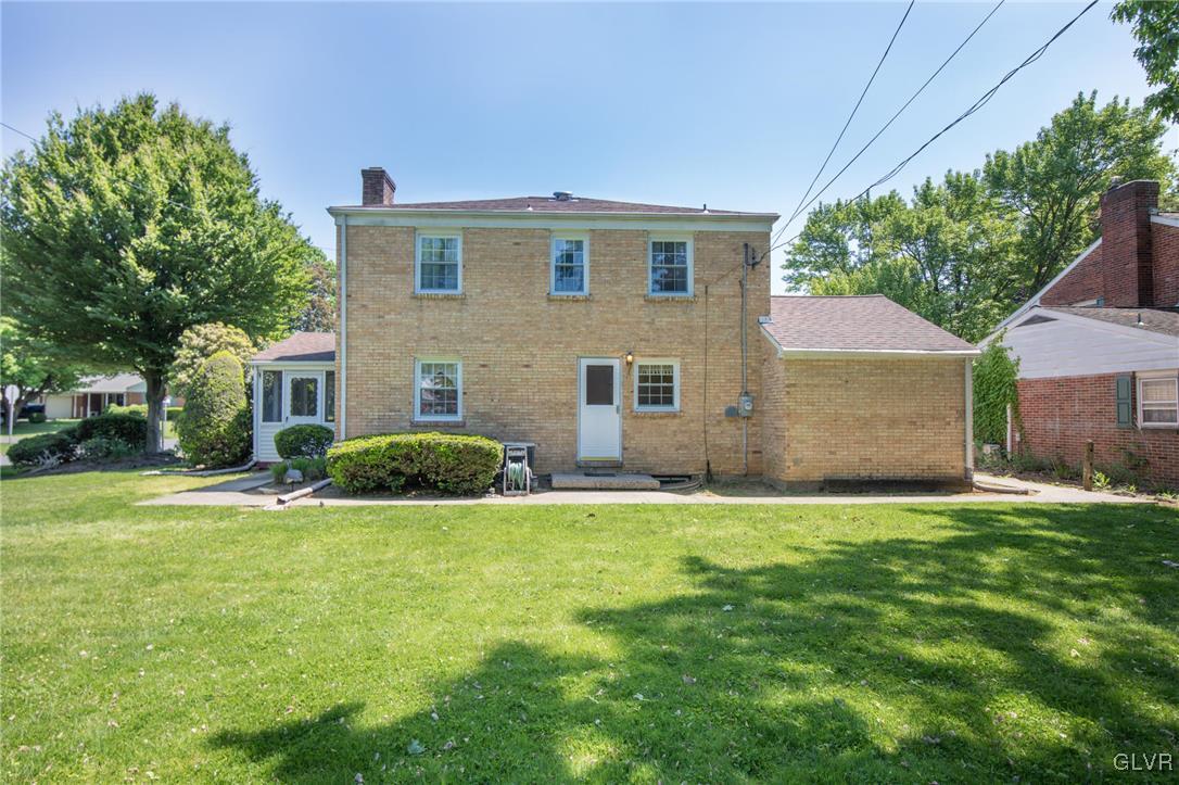 2643 Winston Road Bethlehem, PA 18017 - Photo 8 of 33 Gallery Image 8