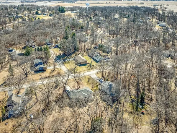 $278,000 | 585 Knollwood Road, Lake Summerset, IL 61019