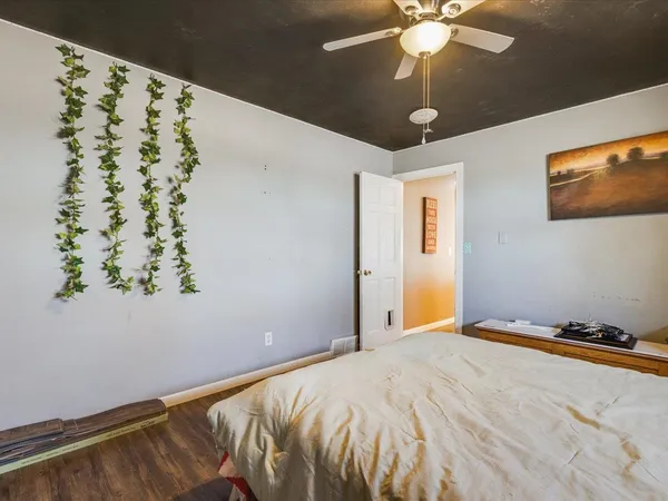 $278,000 | 585 Knollwood Road, Lake Summerset, IL 61019