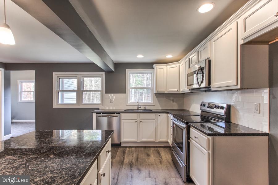 918 Paradise Road New Bloomfield, PA 17068 - Photo 6 of 45 Gallery Image 6