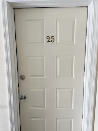 $2,000 | 1311 Hanover Street, Unit 25, Manchester, NH 03104