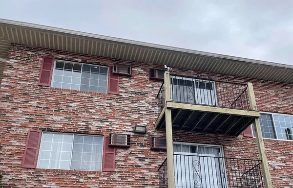 $2,000 | 1311 Hanover Street, Unit 25, Manchester, NH 03104