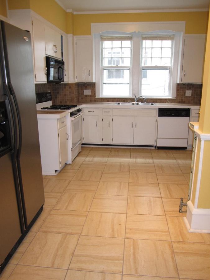 2007 Carter Road Southwest Roanoke, VA 24015 - Photo 4 of 10 Kitchen