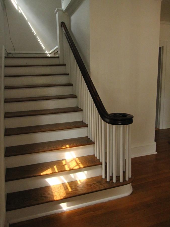 2007 Carter Road Southwest Roanoke, VA 24015 - Photo 6 of 10 Stairs