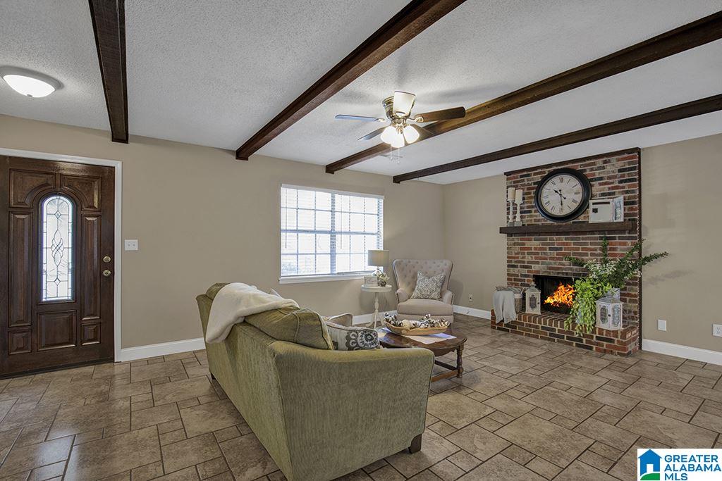 1206 Maitland Road Leeds, AL 35094 - Photo 3 of 23