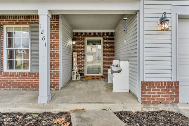 $255,000 | 1261 Silver Ridge Lane, Brownsburg, IN 46112