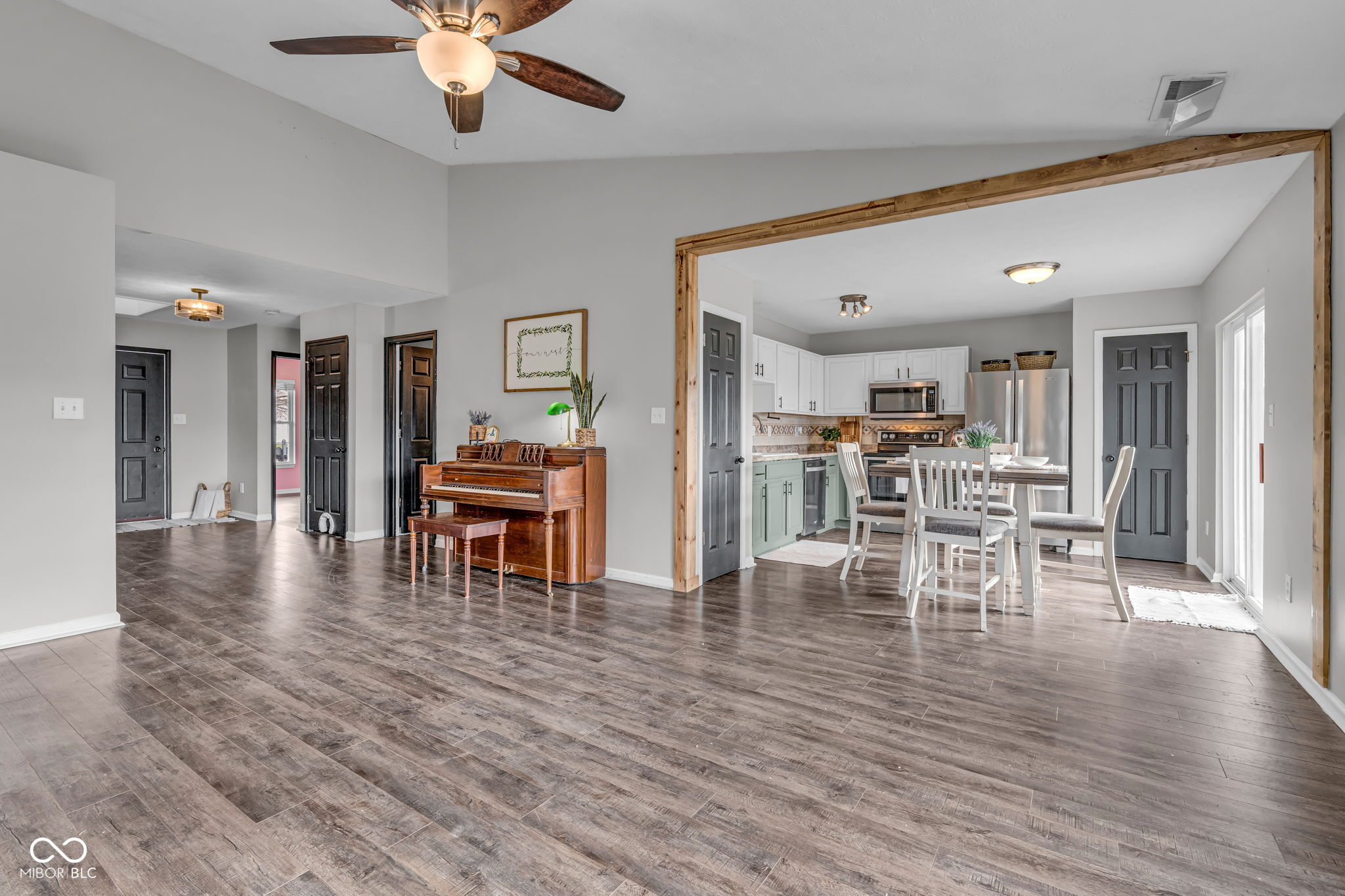 1261 Silver Ridge Lane Brownsburg, IN 46112 - Photo 10 of 33