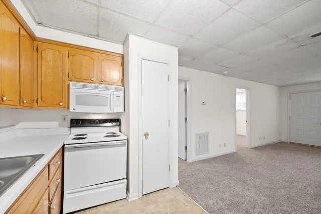 $795 | 211 North 5th Street, Unit D, Clarksville, TN 37040