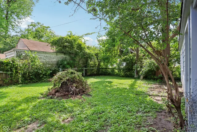$130,000 | 524 South Arlington Avenue, Indianapolis, IN 46219