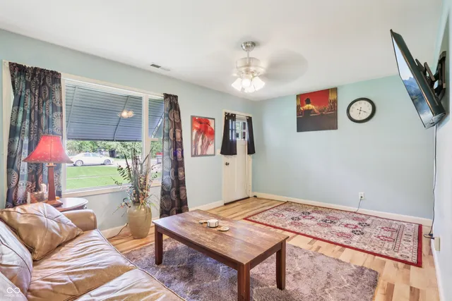 $130,000 | 524 South Arlington Avenue, Indianapolis, IN 46219