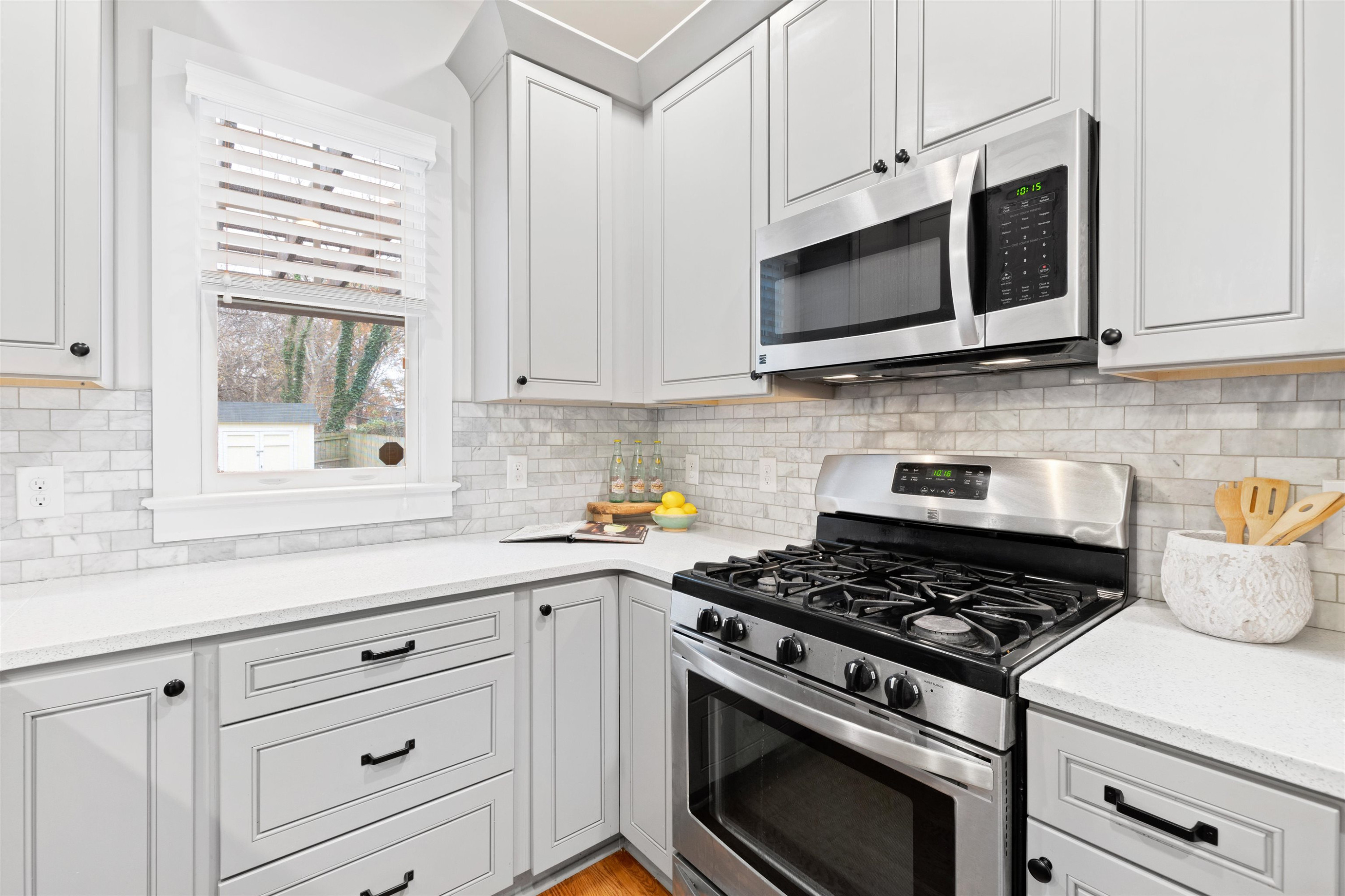 820 East Davie Street Raleigh, NC 27601 - Photo 24 of 49 SS Appliances