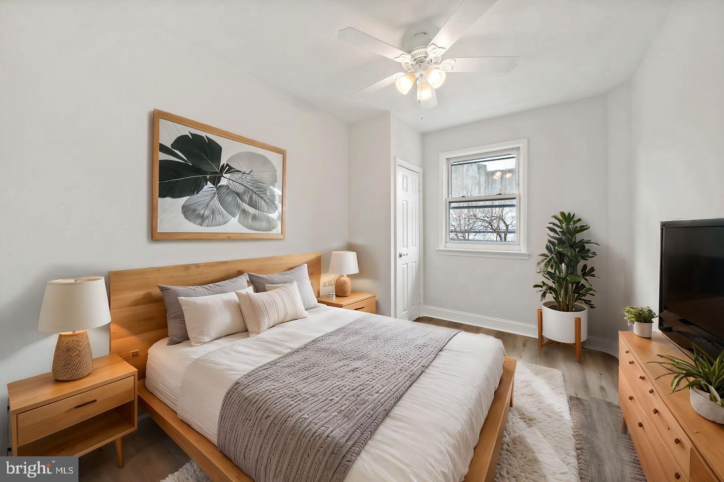 785 South 6th Street Philadelphia, PA 19147 - Photo 16 of 20 virtually staged