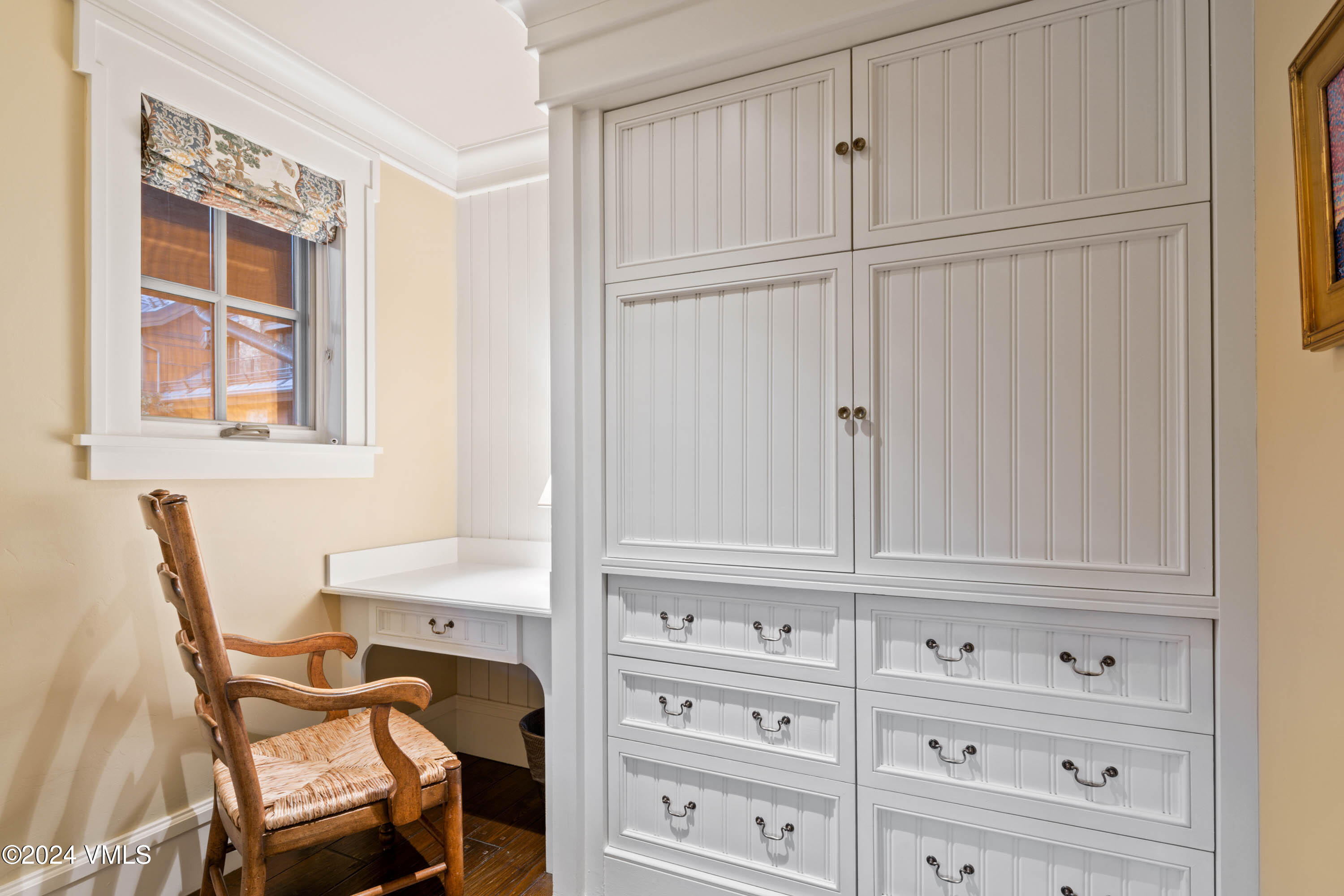 1 Willow Bridge Road, Unit 31 Vail, CO 81657 - Photo 15 of 39 a view of a closet area