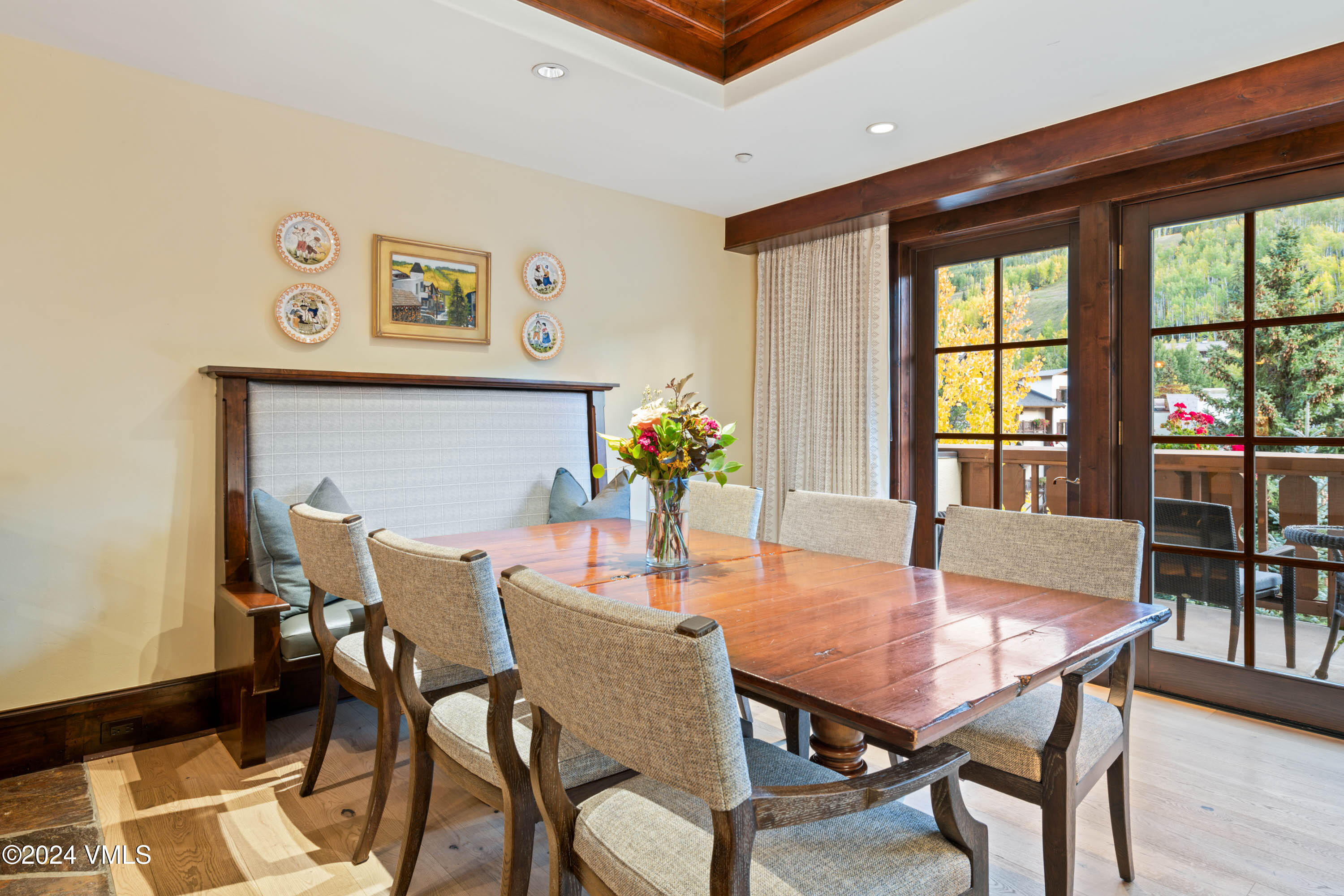 1 Willow Bridge Road, Unit 31 Vail, CO 81657 - Photo 8 of 39 a dining room with furniture and window