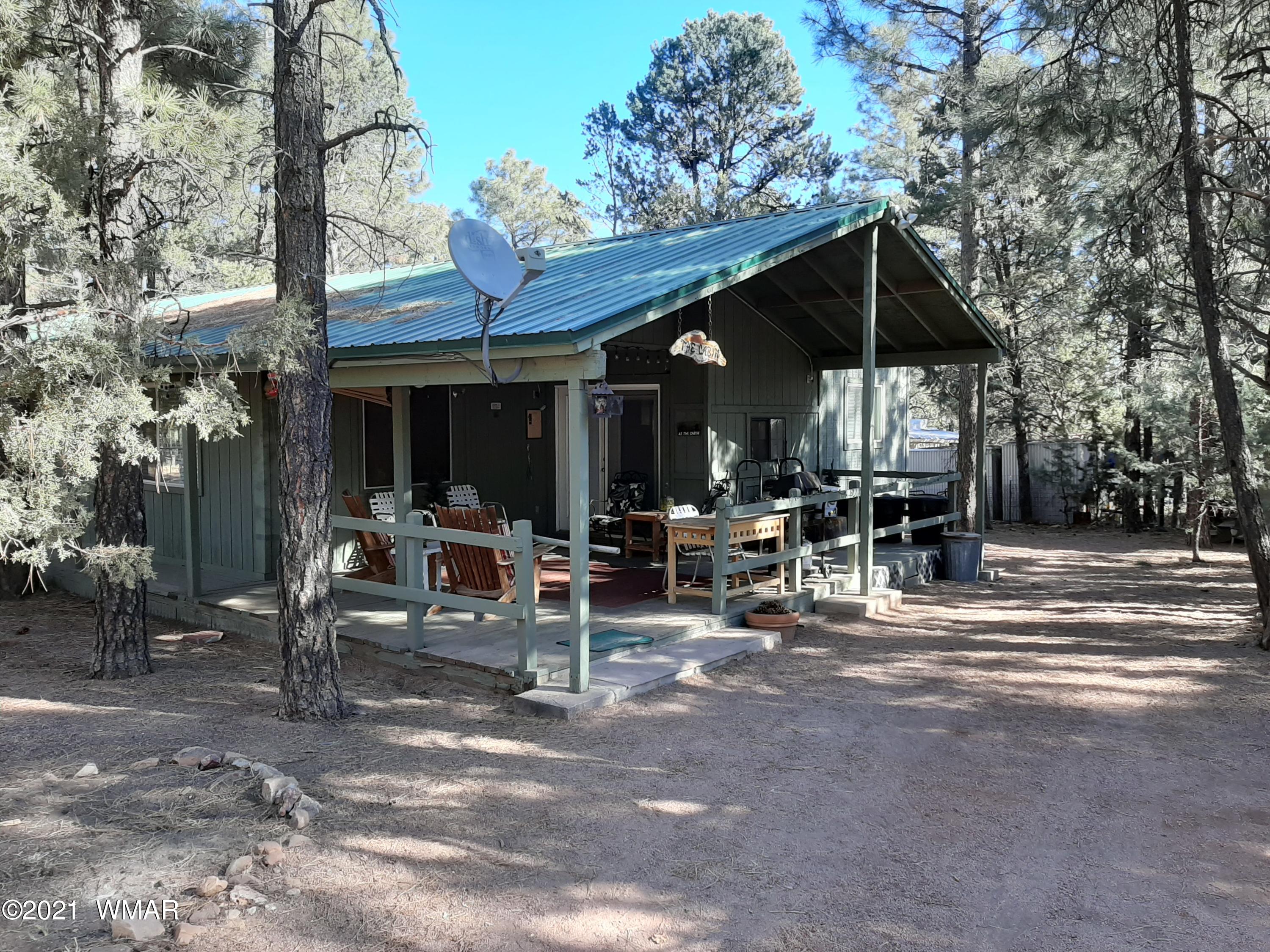 2891 Center Road Overgaard, AZ 85933 - Photo 15 of 26