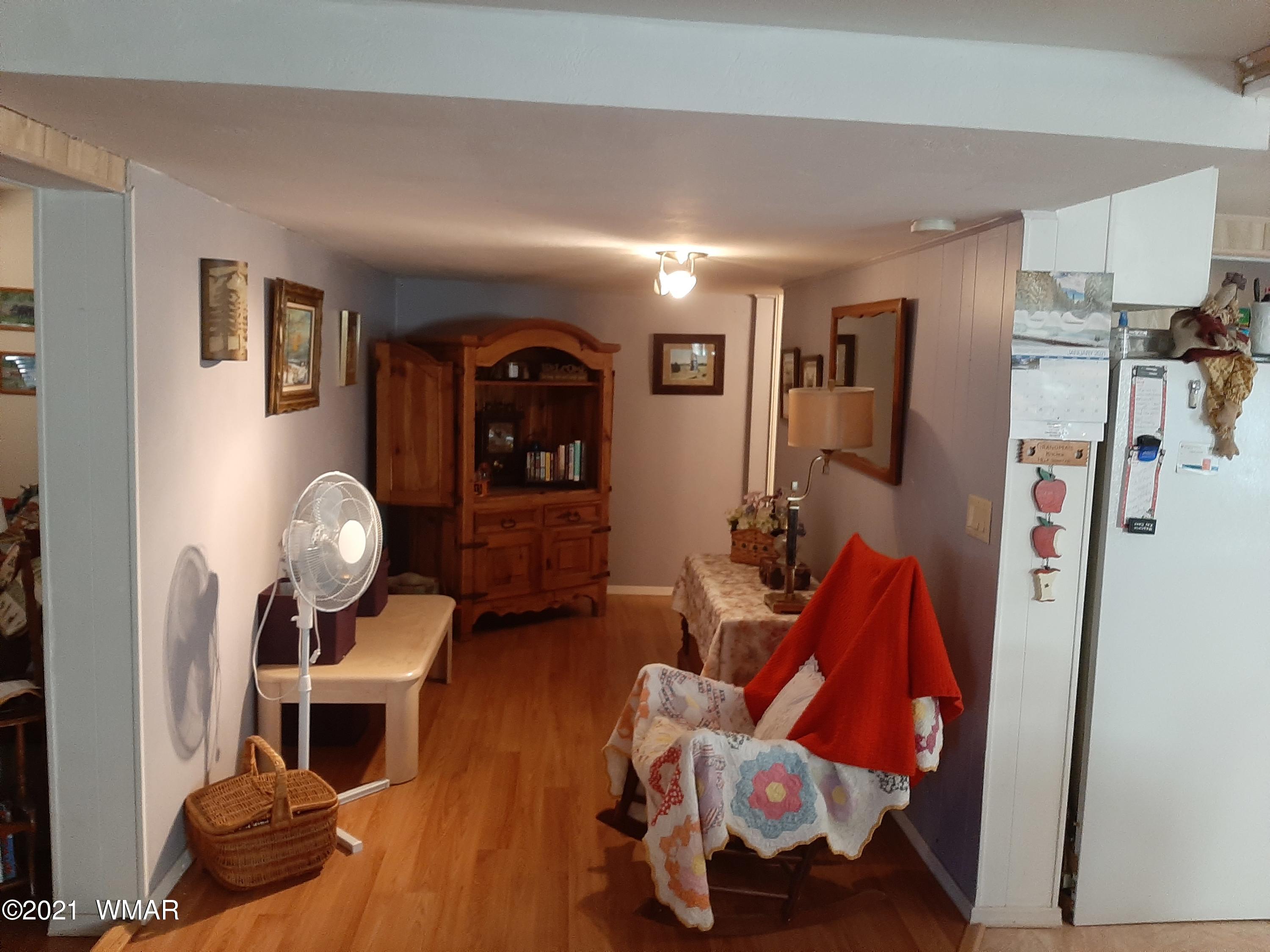 2891 Center Road Overgaard, AZ 85933 - Photo 4 of 26