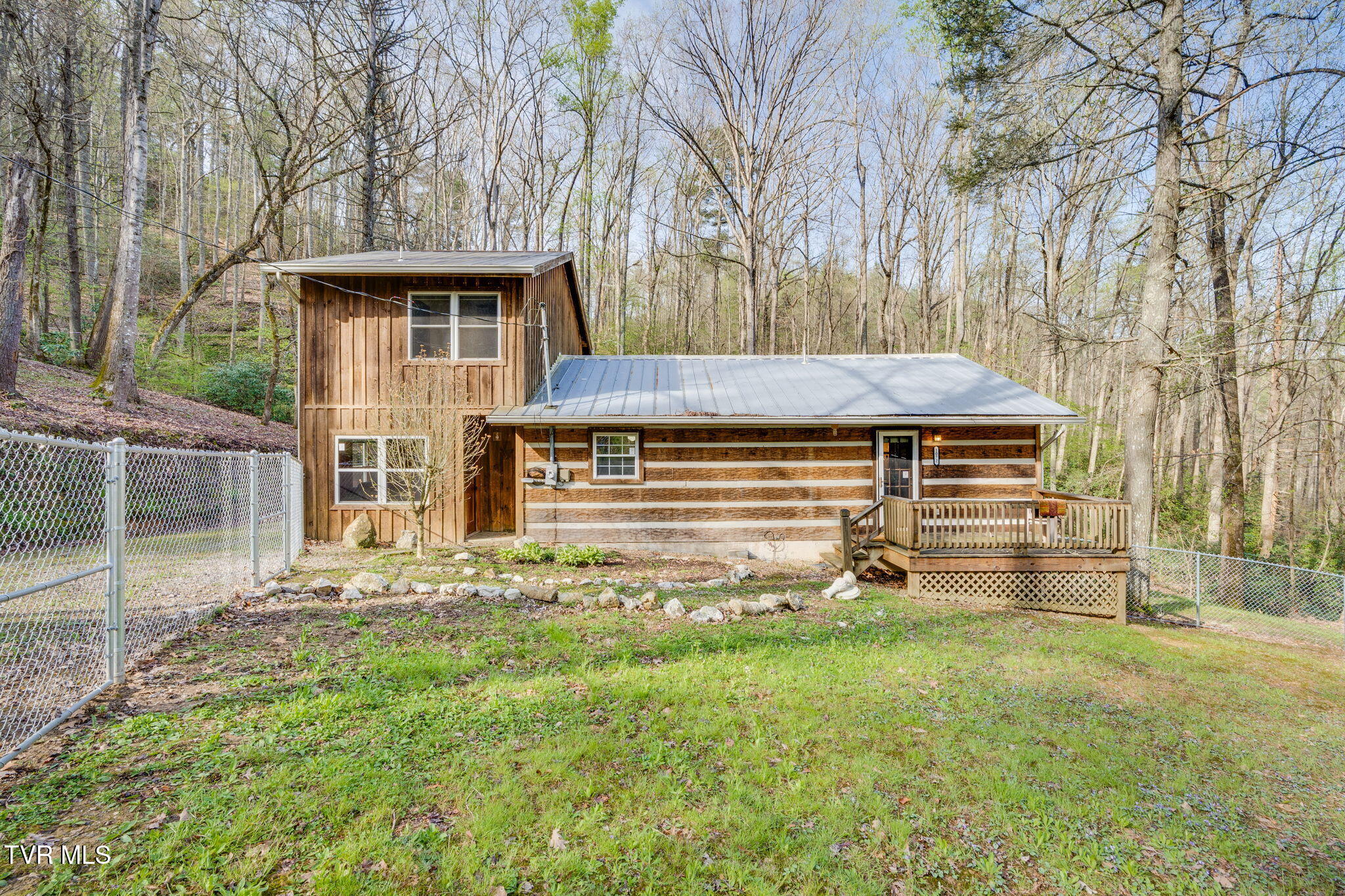1072 Lower Paint Creek Road Greeneville, TN 37743 - Photo 26 of 37 025