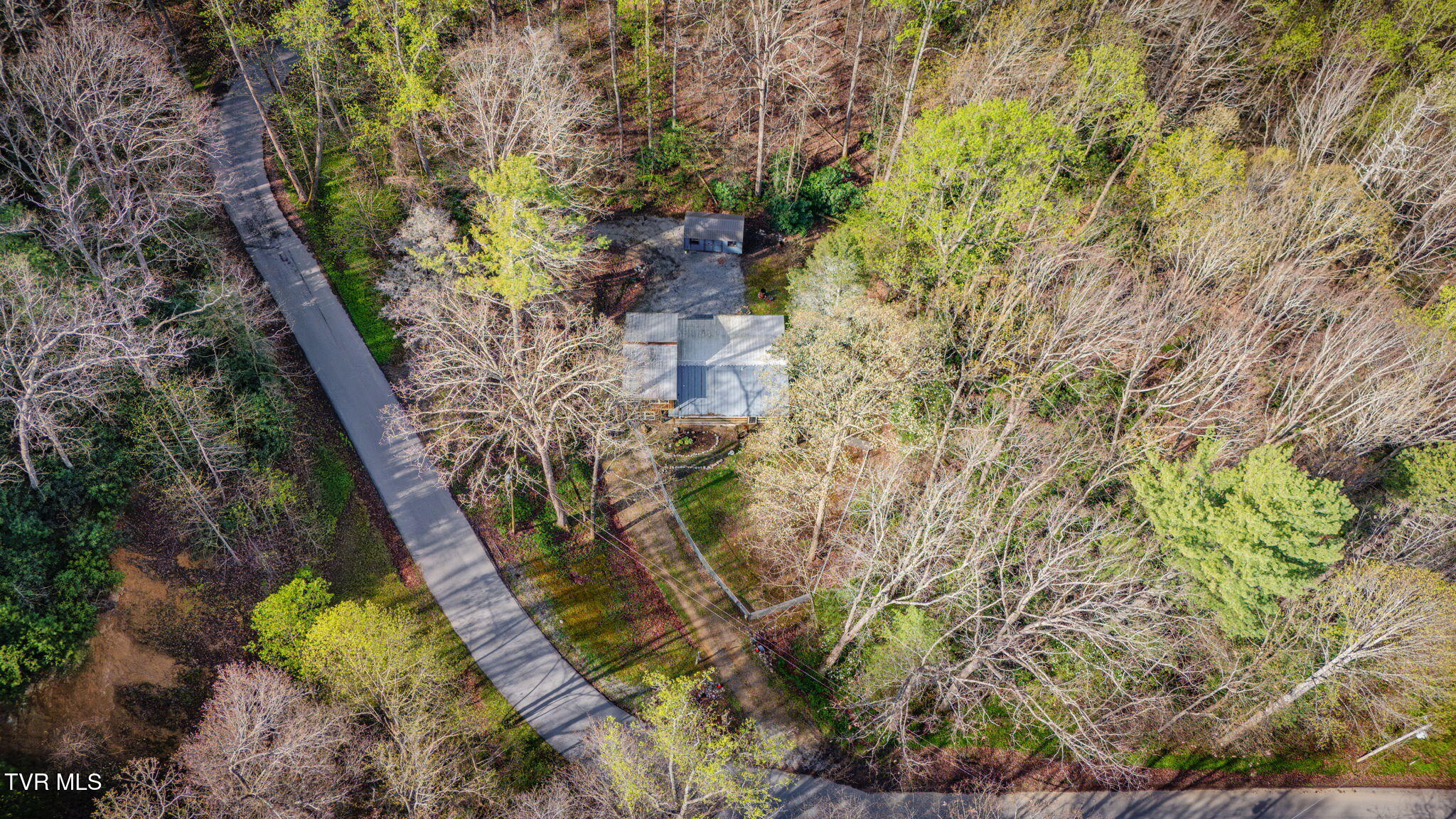 1072 Lower Paint Creek Road Greeneville, TN 37743 - Photo 32 of 37 101