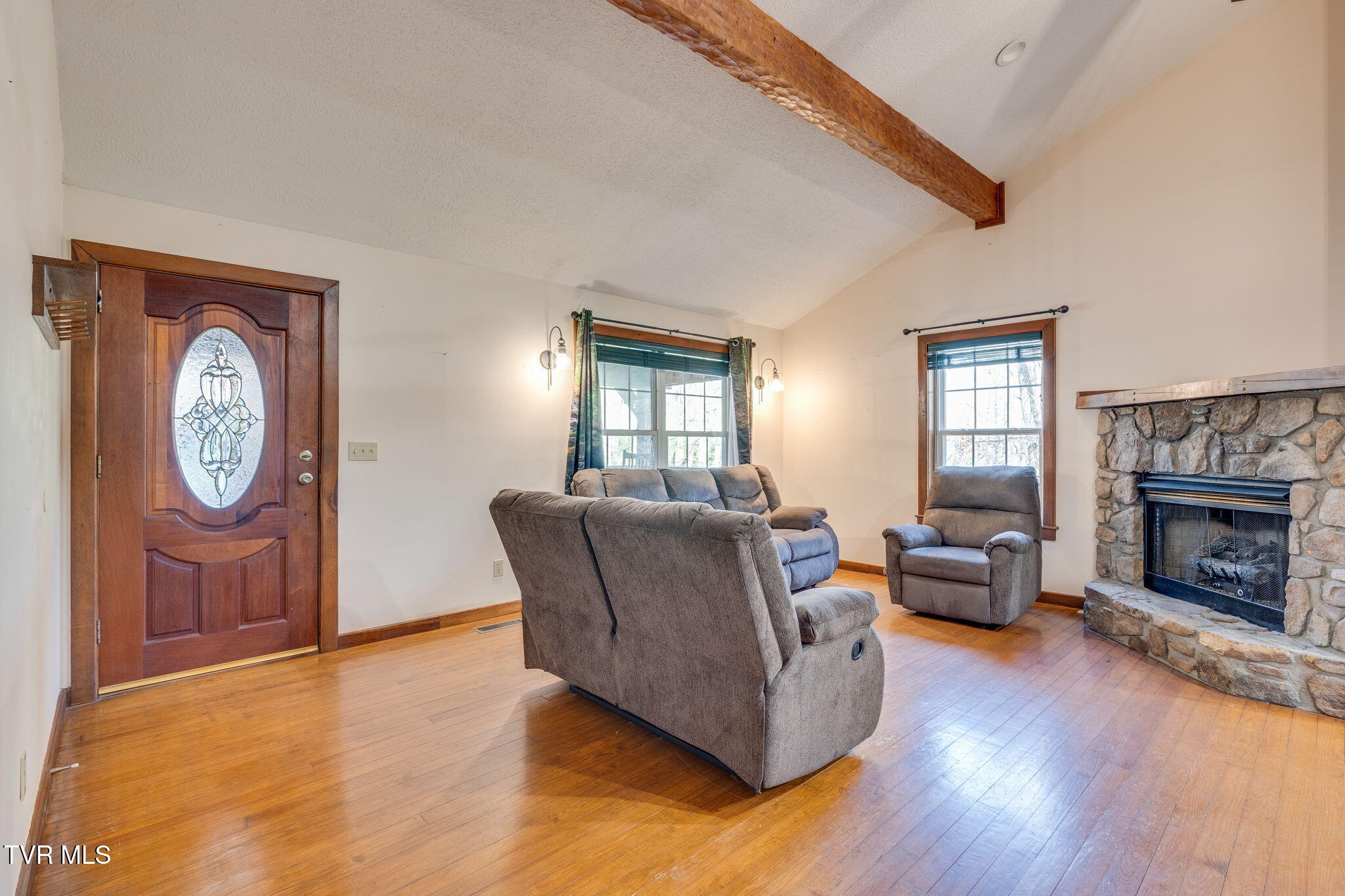 1072 Lower Paint Creek Road Greeneville, TN 37743 - Photo 6 of 37 005