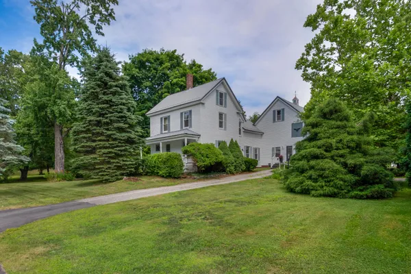 $774,500 | 125 Main Street, Lisbon, ME 04252