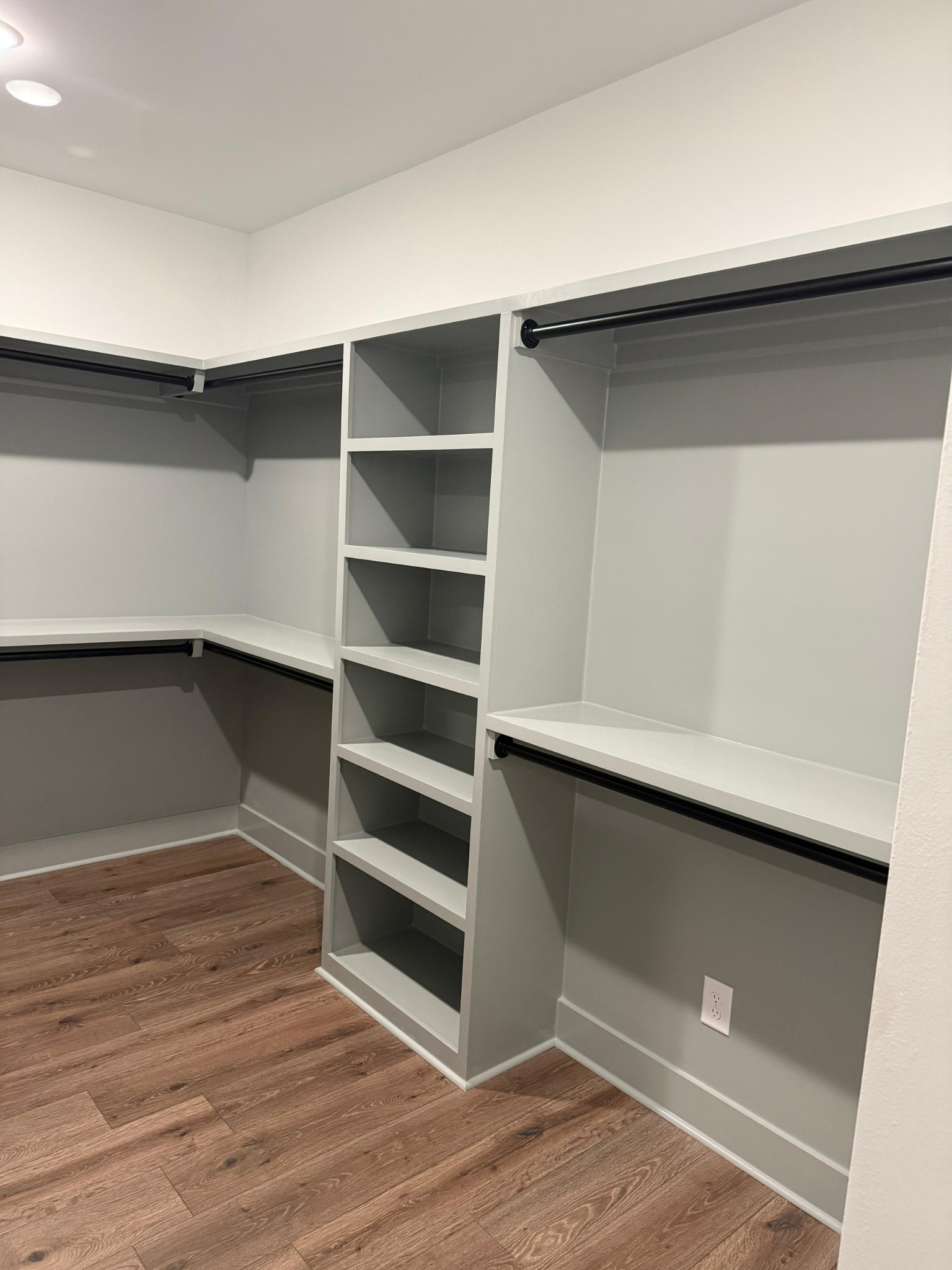 0 Sarvis Ridge Road Normandy, TN 37360 - Photo 21 of 22 a view of an empty room with empty racks