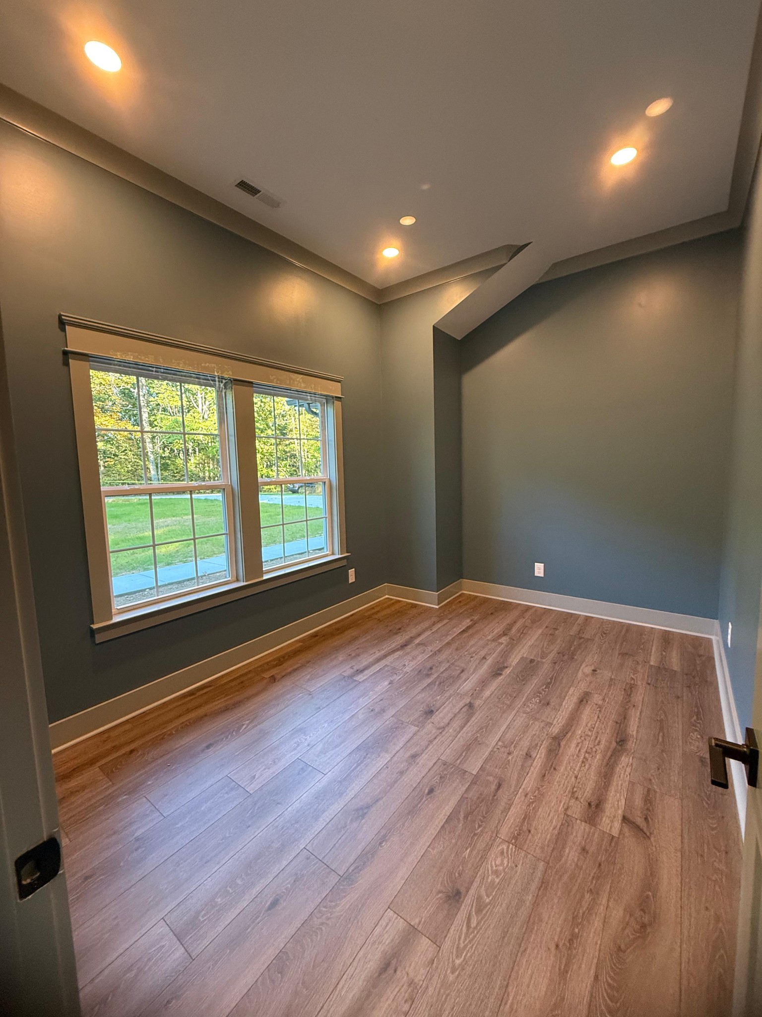 0 Sarvis Ridge Road Normandy, TN 37360 - Photo 9 of 22 an empty room with wooden floor and windows
