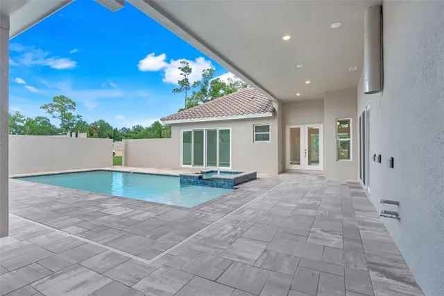 $950,000 | 106 New Leatherwood Drive, Palm Coast, FL 32137