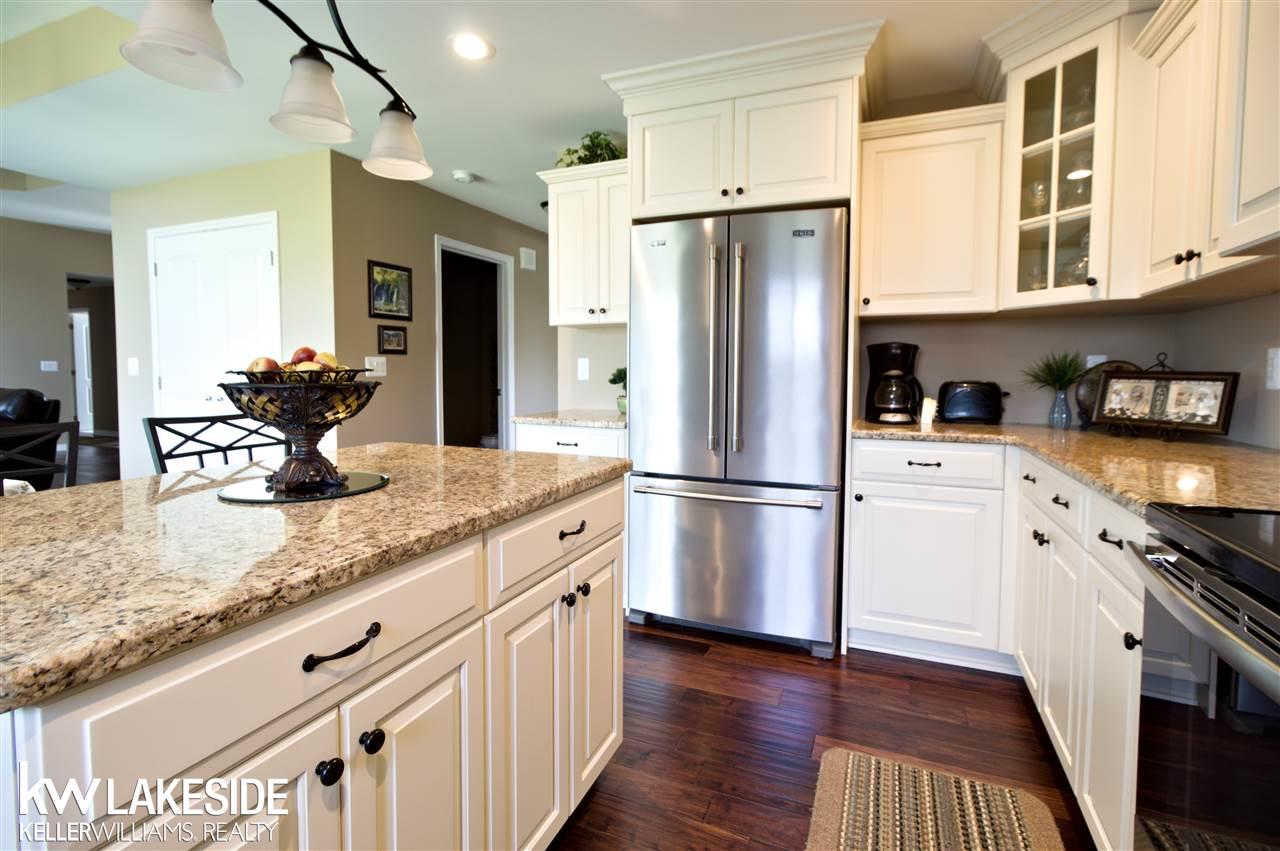 4090 Shoemaker Road Almont, MI 48003 - Photo 4 of 26