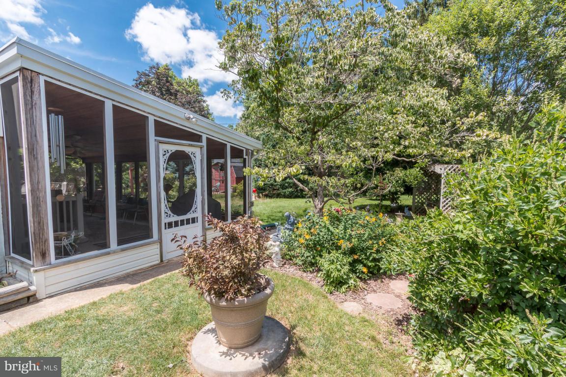 509 Hensley Street Lititz, PA 17543 - Photo 15 of 21 Gallery Image 15