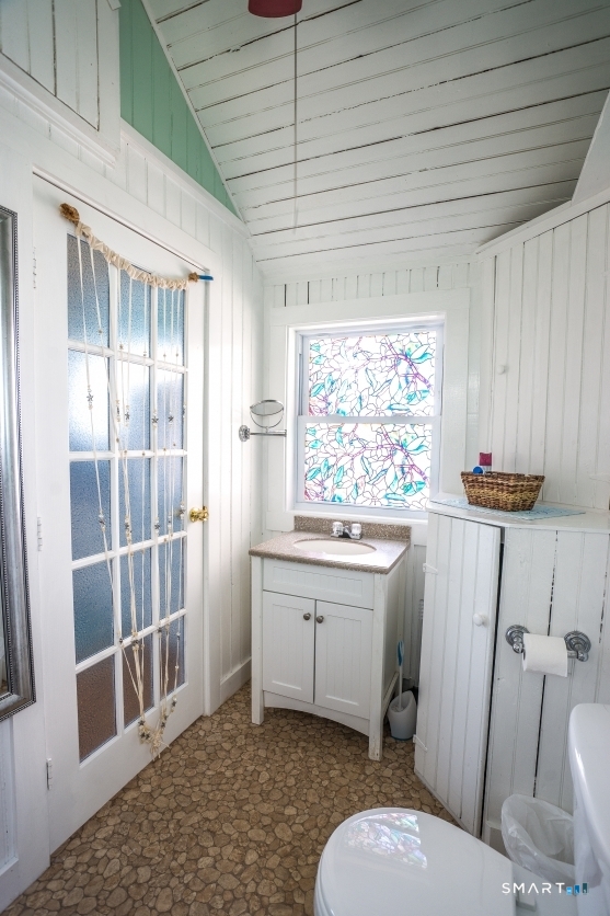 127 Shore Road Clinton, CT 06413 - Photo 20 of 28 127 C Shore Road