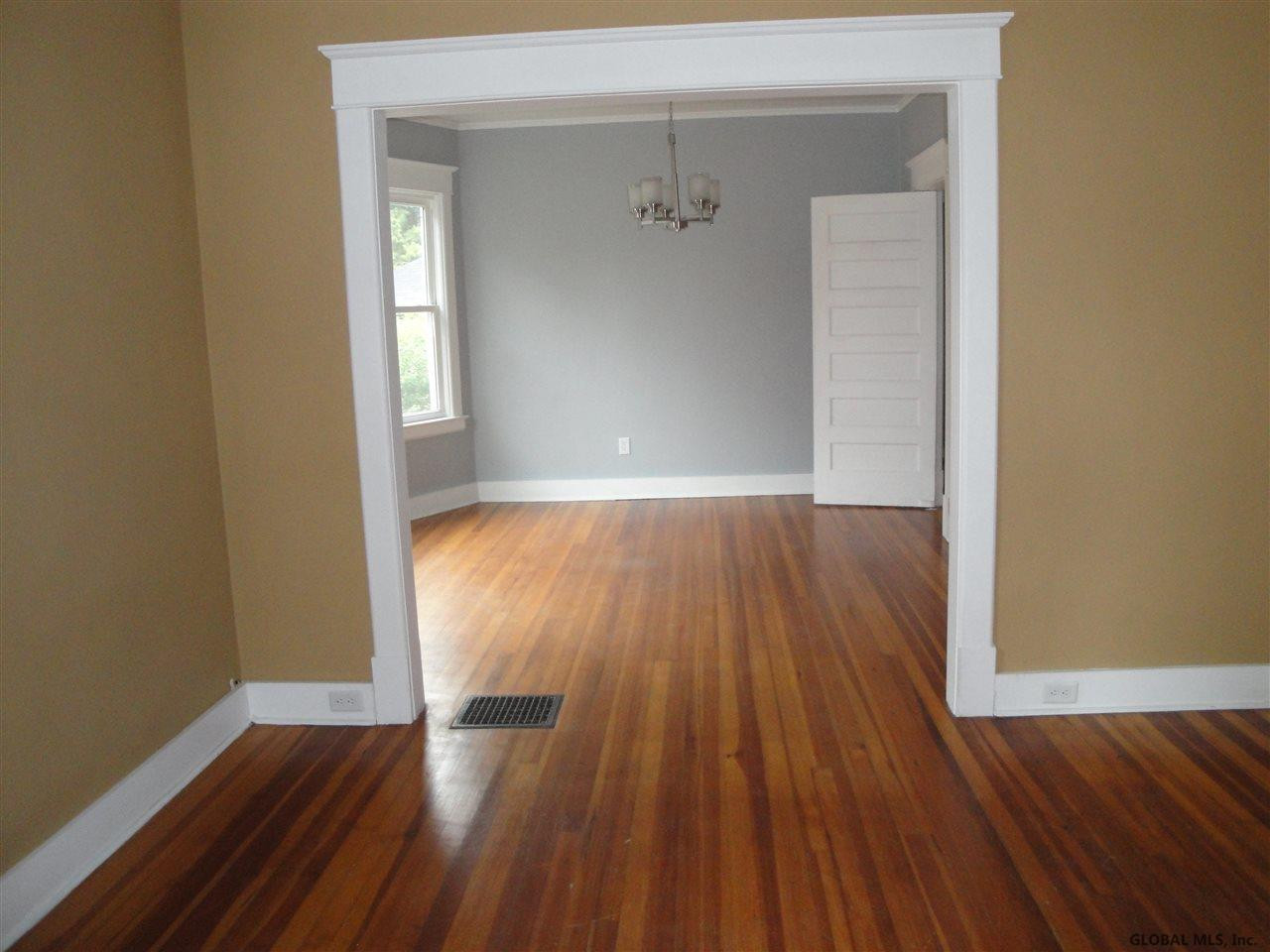 105 Vley Road Scotia, NY 12302 - Photo 3 of 19 Photo 3