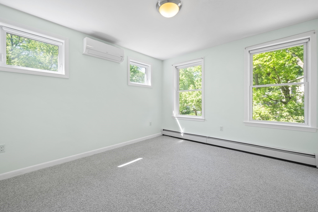 22 Rangeway Street Lexington, MA 02420 - Photo 15 of 23